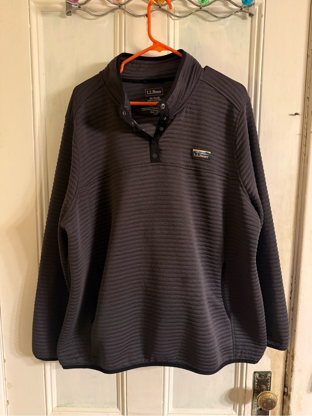 L.L. Bean Women’s Gray Ribbed Airlight Quarter button Pullover